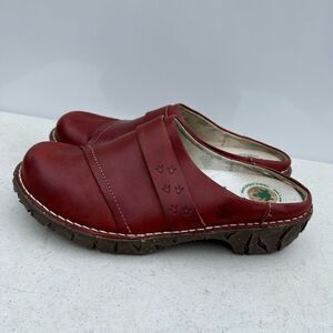 Women's Naturalista Red Leather Mules